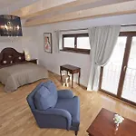 לינה וארוחת בוקר Vinica Limbach
