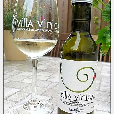 Couette-café Vinica Limbach