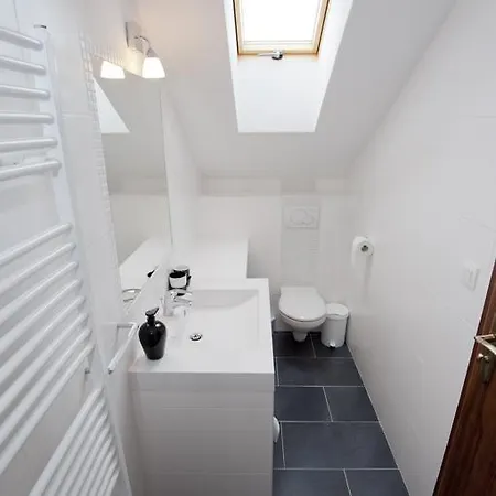 Bed & Breakfast Vinica 3*